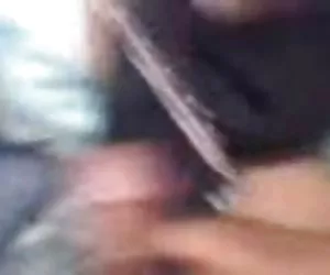 passo-mamma Troia scopa suo figlio passo più anziano