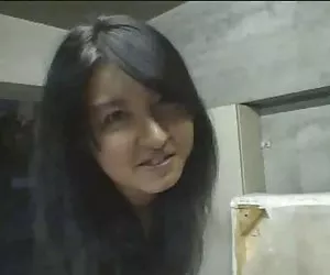 mamme insegnano sesso - mamma insegna figliastro come cazzo