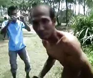 L'india e la moka rovinare ragazzo