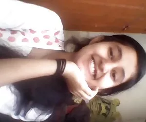 La pornostar shay Hendrix equitazione Cazzo in camera da letto