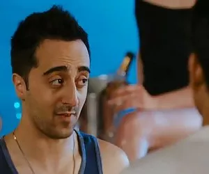 kay kimmy cutie dà il suo capo un massaggio