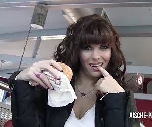 hot amatoriale teen stripping e succhiare