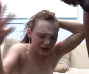 cameriera matura scopata da giovane ragazzo