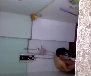 pawg dai capelli corti amatoriali