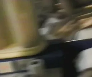 Trio di yoga naturista