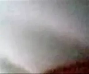 splendida ragazza asiatica ottiene due ragazzi a scopare il suo buco figa stretta