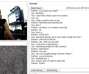 nudo di Sarah scott - dan e dee hanno molto in comune