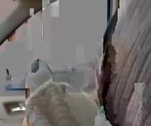 barare moglie e marito felicemente sorpreso