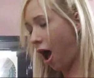 Sheena shaw avendo sesso lesbico