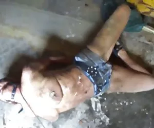 bionda porno di gorgeous strofina