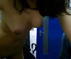 Abiti troie scopata in pubblico