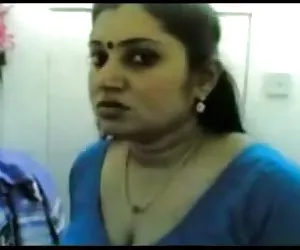 perizoma ragazza ottenere brancolare sulla spiaggia