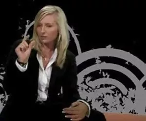 Ann Marie Rios colpi di cazzo duro per il viso