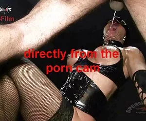 Maya devine succhia cazzo duro per il viso