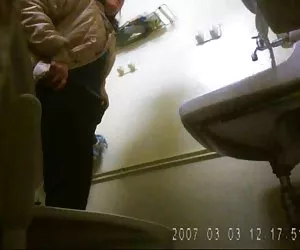 Impertinente bambina a bordo piscina - tera Patrick