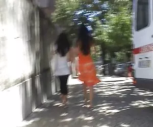 piedi lesbiche troie!!!