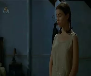 Brazzers - cameriera ottiene il suo cazzo grosso bonus extra