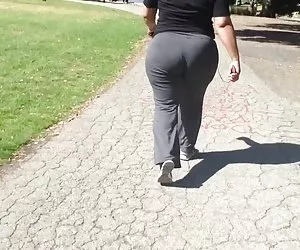 moglie viziosa apprezza rigorosa direzione dal marito