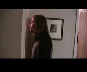 Mamma matura UK con tette cadenti e fica pelosa