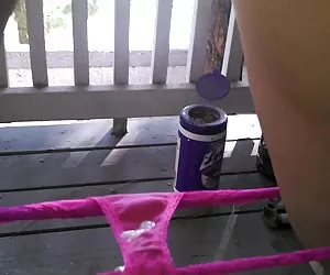 Casting hd bionda prende sborrata anale in intervista