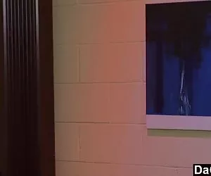 è un modo di sedurre la guardia