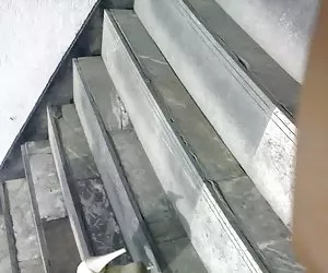 Madura puta en minifalda