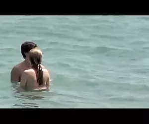 cuore Angelica insegna suo marito una lezione facendo su di lui