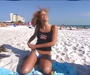 Lavender rayne e Angelo lynn condividono un gallo rigida