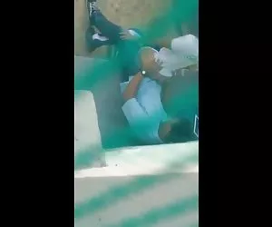 prelevati biondo cazzo nel bosco