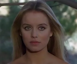 Gloria guida - la liceale nella classe dei ripetenti