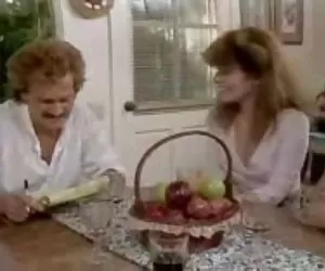 Deutsche shemale fickt mit von teen nebenan!