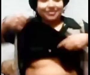 Incredibile ferrera cavalca cazzo enorme