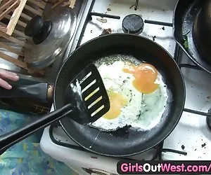 Gelsomino-un piccolo caldo Anale puttana