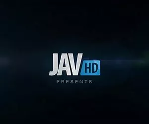 British bambino approssimativamente il didietro di una barca di Bang