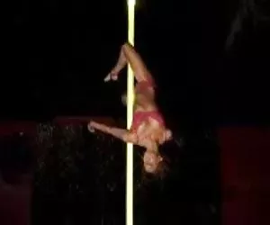 Gamma luce danza al pilone