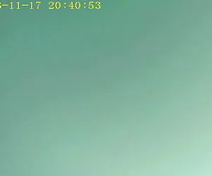 madri di mezza età nude sotto la doccia #3