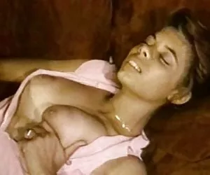 bagnino tettona cazzo suo capo in ufficio