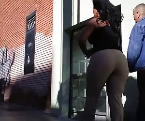 bella asiatica priva facefucked