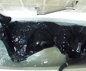 ragazza goth sexy succhia e ottenere una scopata grezza