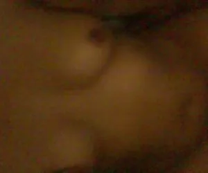 banche di briana bella ottiene le grandi tette succhiate sul divano prima cazzo grosso cazzo