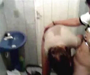 prima volta amatoriale viso