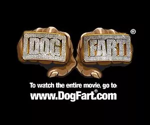 Reena lo prende nel profondo del suo stomaco