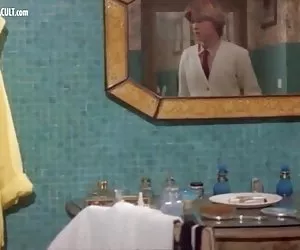 cornea bionda assumendo due cazzi