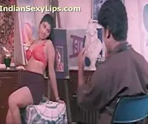 Orgasmi giovane brunnette con corpo perfetto geme nel sesso