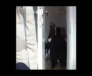 Poizon edera trova una slut yung per giocare con!!