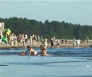 teen europeo nel suo primo pompino pov