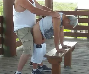 Tricky agente - un adolescente si fa scopare per futuro