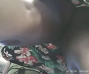 Cougar ordini giovane ragazzo a scopare il suo culo