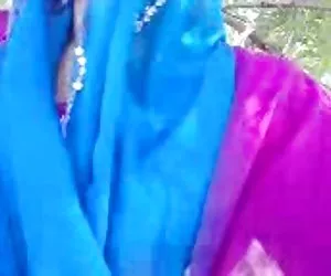 quattro vecchi e giovani lesbiche cazzo sul divano