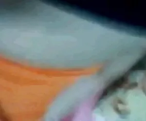 Hot milf bionda cougar equitazione e pestate